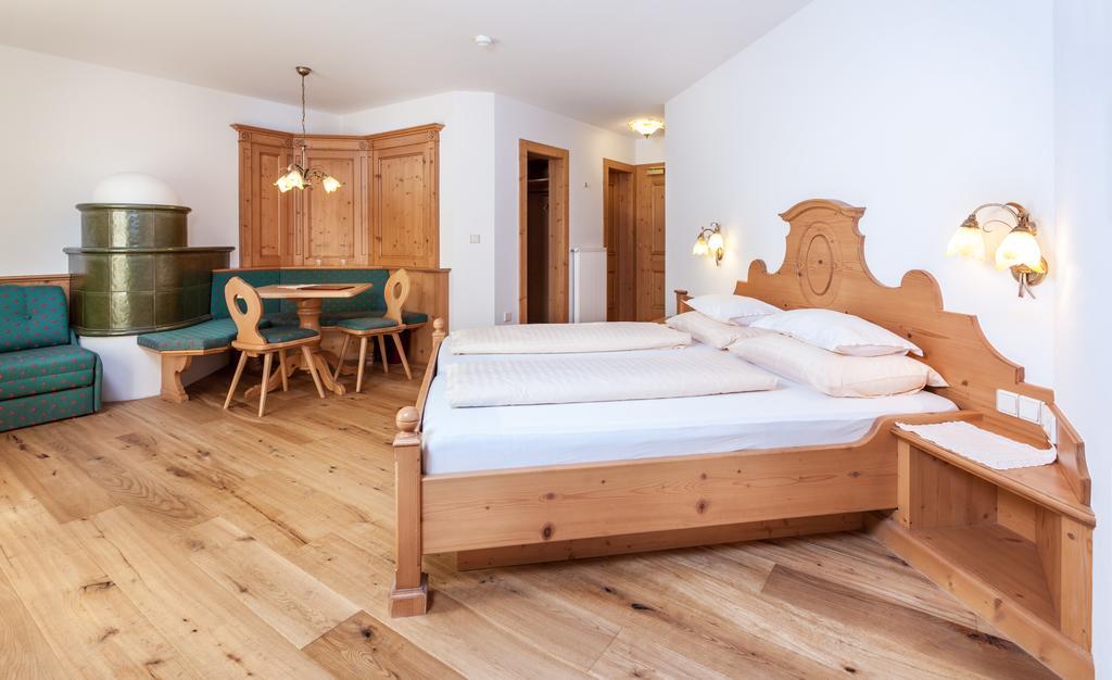 Hotel Seelaus Алпе ди Сиуси Стая снимка